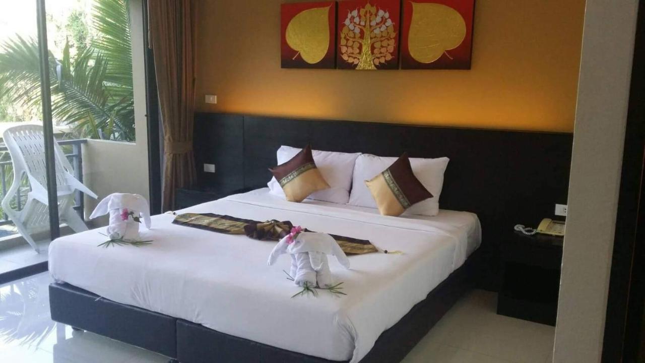 Naiyang Beach Hotel Sha Plus Phuket Екстериор снимка